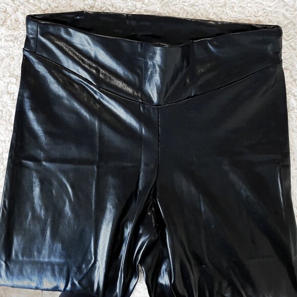 Shapermint Hue® Body Gloss Leggings - Picture 8 of 11